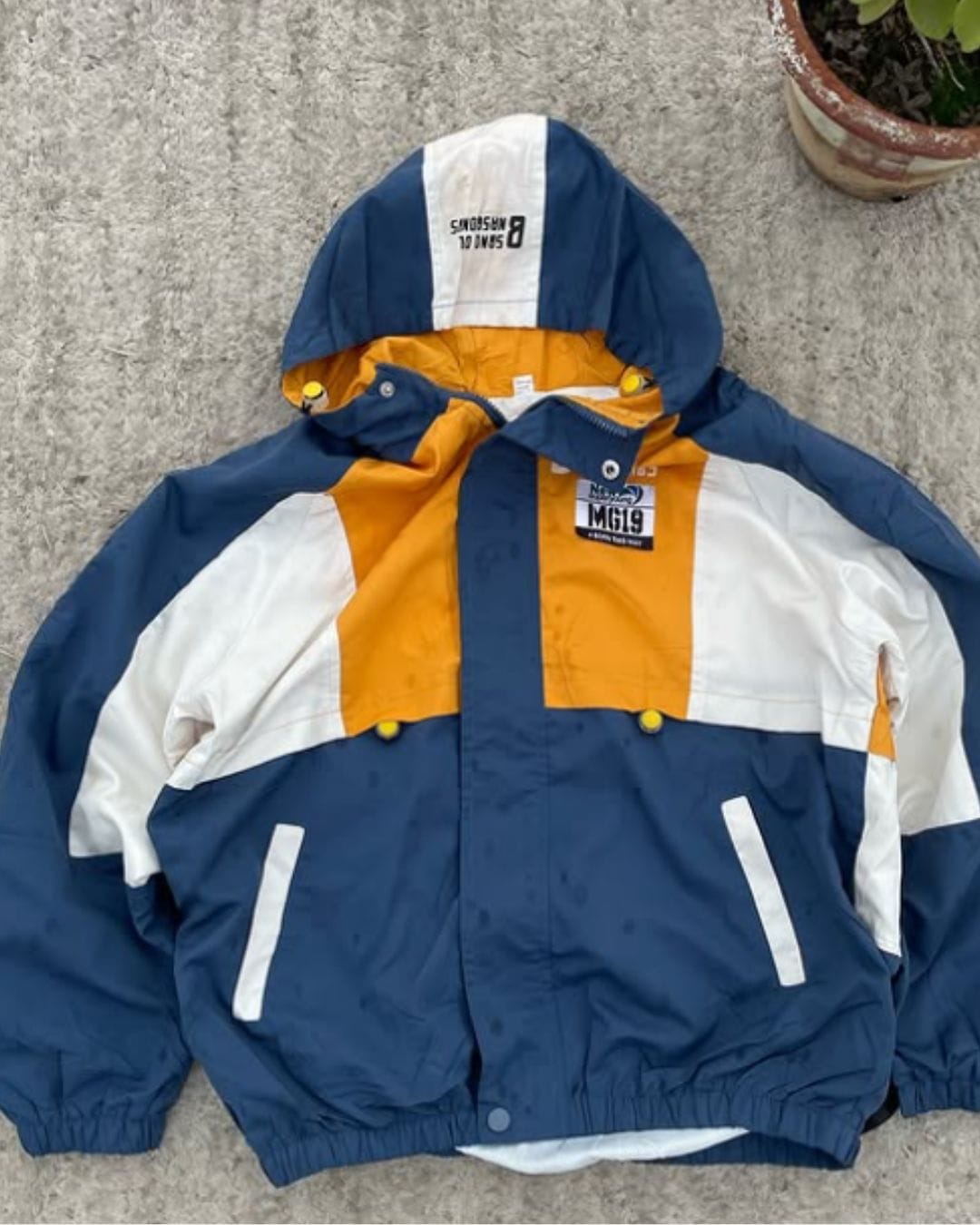 MG19 Colorblock Hooded Jacket — Blue/White/Yellow Vintage